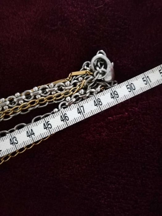 Colar comprido em alta bijutaria com 5 voltas