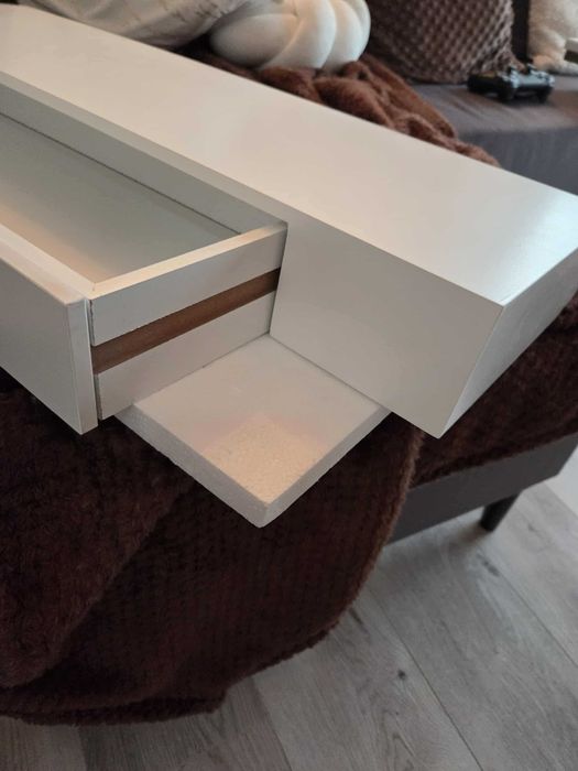 Półka ścienna - wisząca biały