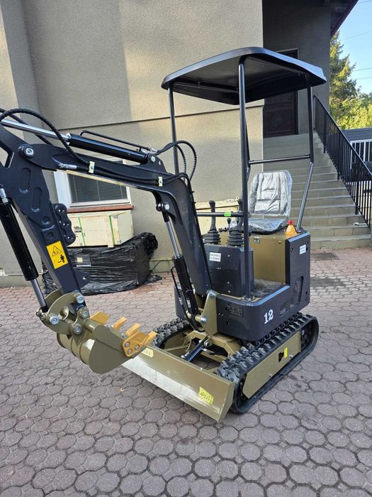 Mini koparka MINIKOPARKA 1200KG CASME1200 cena Brutto dostępne od Ręki Diesel 12KM