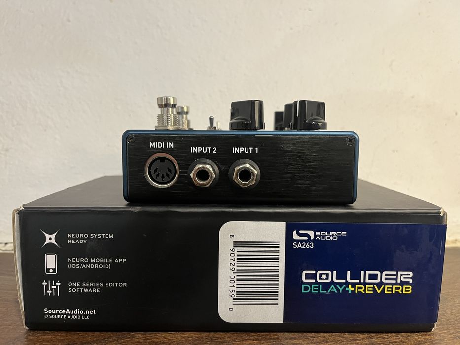 Source Audio Collider Delay+ Reverb