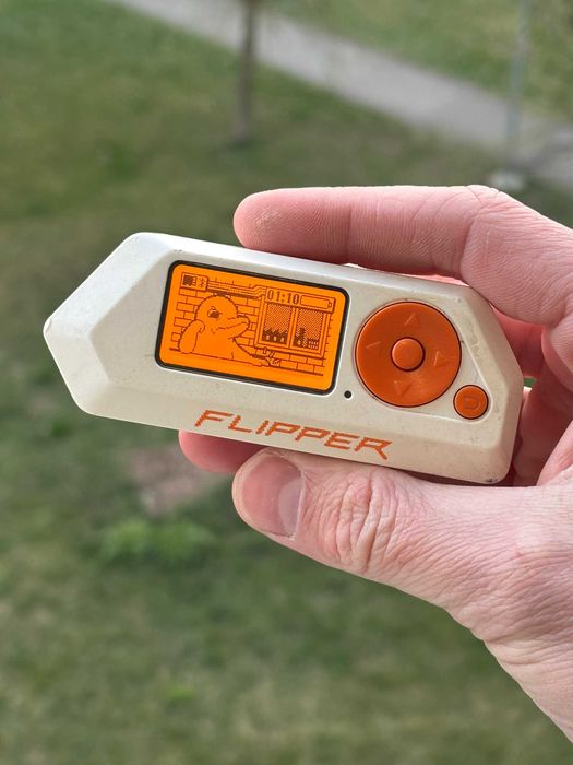Продам флипер зеро Fliper Zero