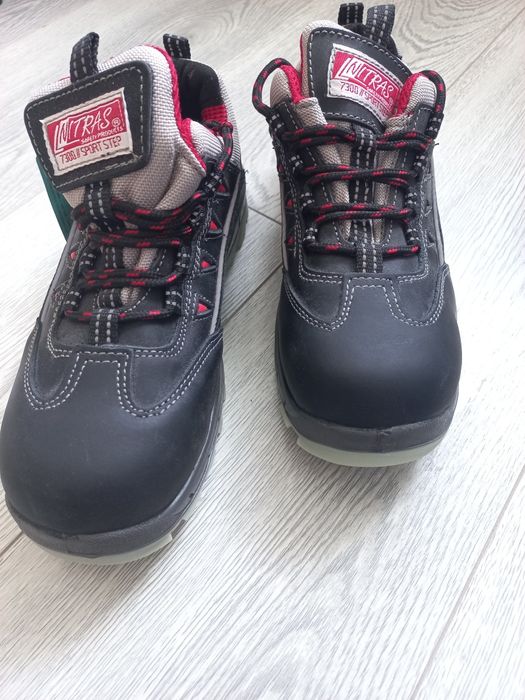 Робочі черевики NITRAS