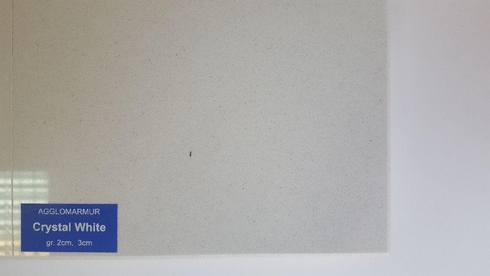 Parapety wewnętrzne CRYSTAL WHITE konglomerat Agglomarmur