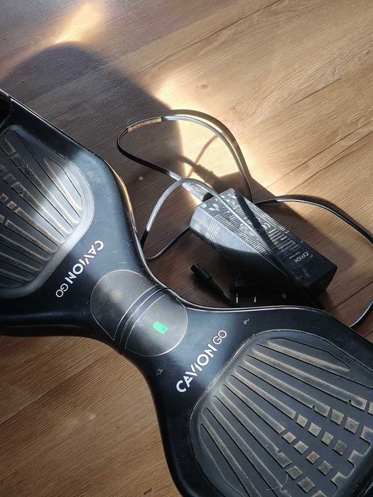 Deskorolka elektryczna (Hoverboard) CAVION GO