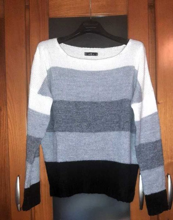 Camisola às riscas
