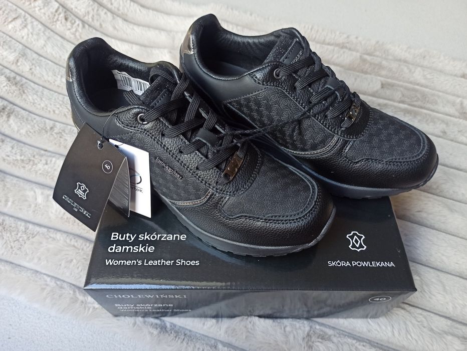 Buty Cholewiński czarne skóra roz. 40