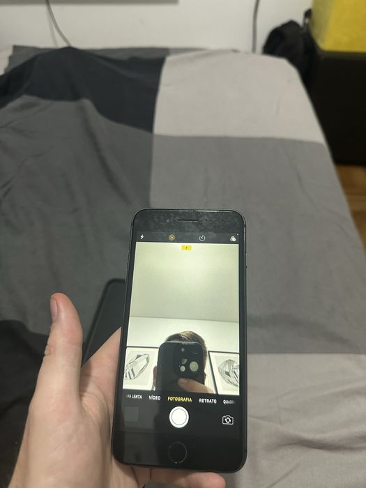 iPhone 8 Plus 64GB Preto a Funcionar perfeitamente