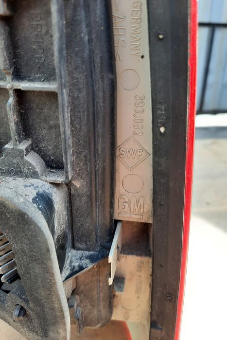 Opel Astra Kombi G II Lampa lewa tylna tyl