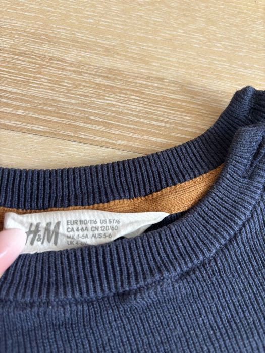 Sweterek w pasy110/116