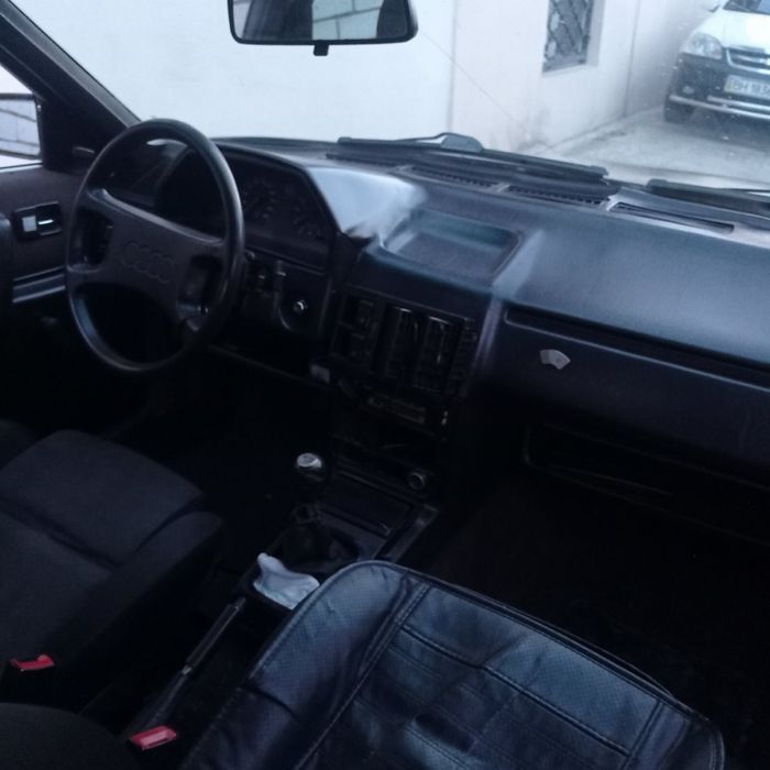 Продам Audi 100