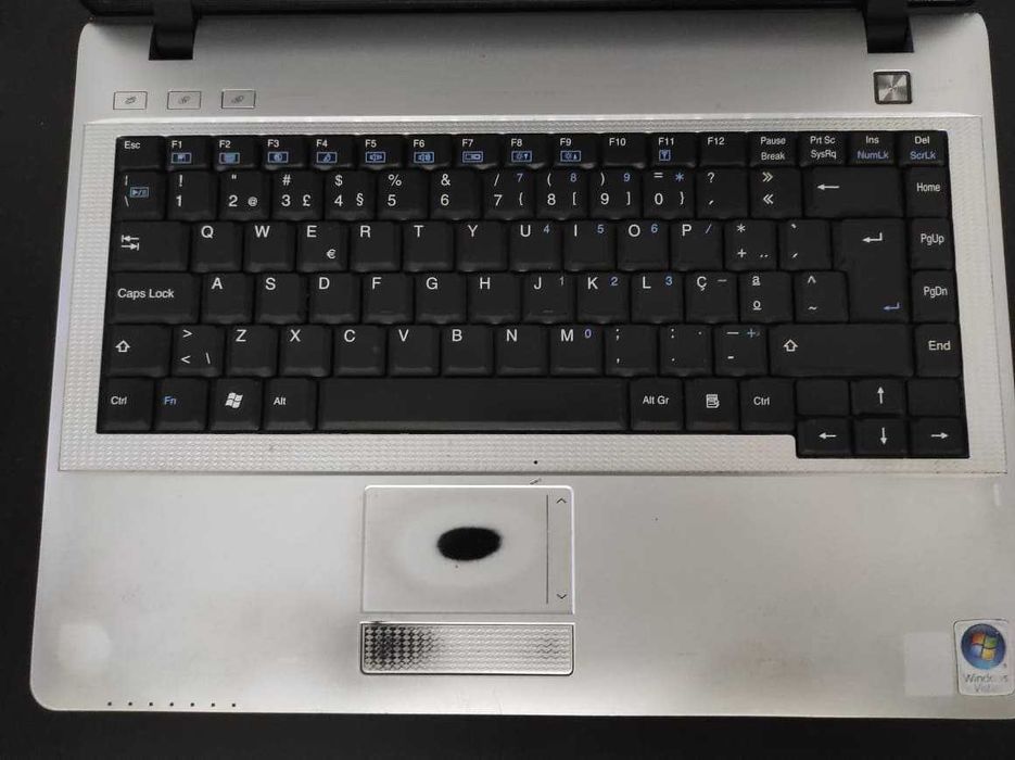 Insys Style Note Laptop - Very Good Condition!64862348803843124