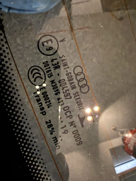 audi Q5 - szyba tył, lampa prawa tył, klapa tył, elementy zderzak tył,  80A, s-line kolor LY9T