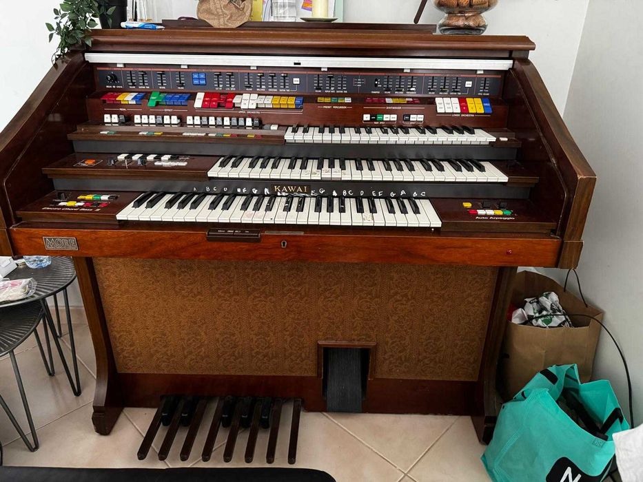 Órgão Elétrico Kawai | 3 Teclados | Pedaleira | Vintage