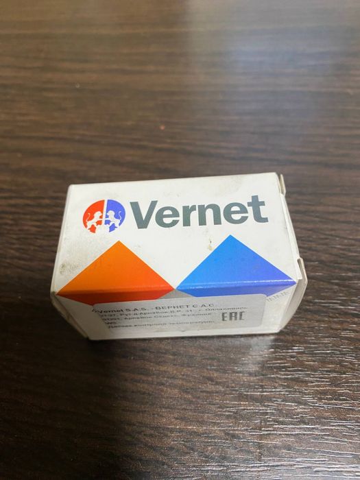 Датчик температури охолоджуючої  рідини Volkswagen Golf 5