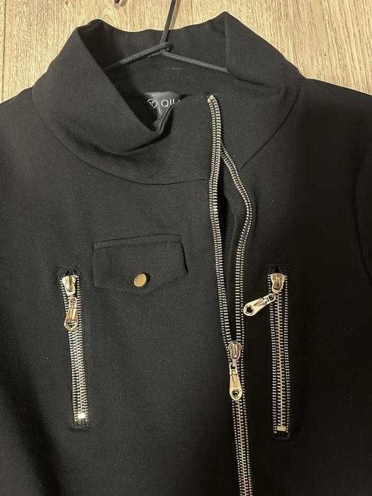 Чорна коротка сукня, фірми Qilin