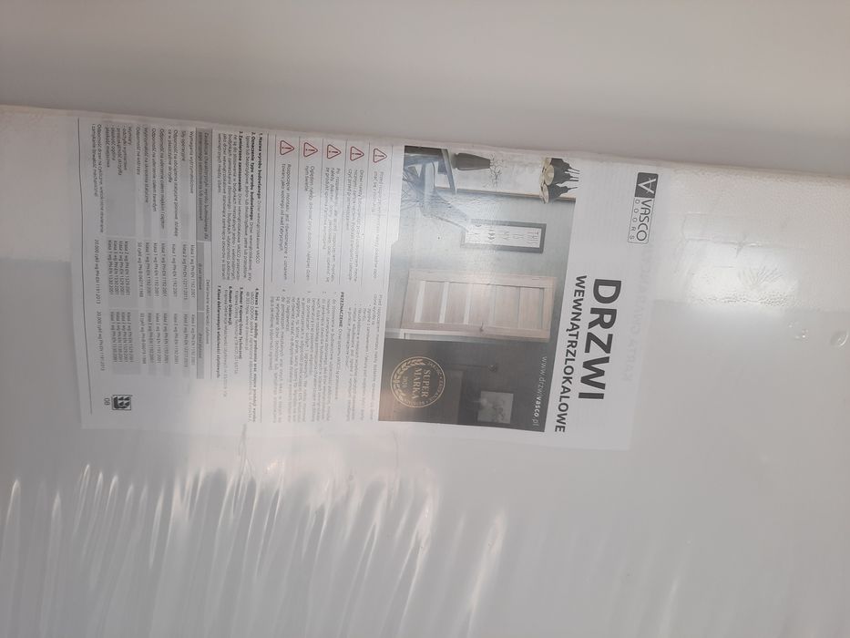 Drzwi wewnętrzne białe