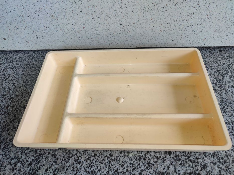 Деревянный лоток для шурупов гвоздей метизов производства СССР.