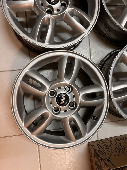 Jantes 15” 4x100 Originais Mini Compativeis Toyota Yaris