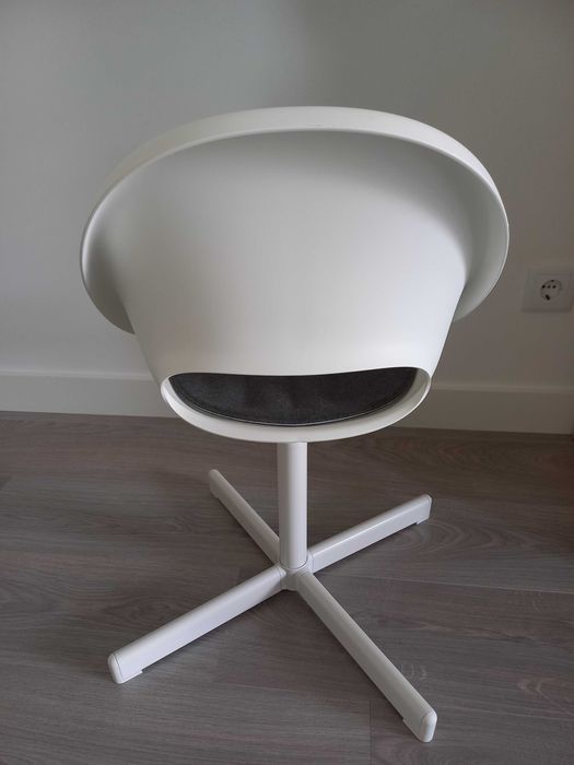 Cadeira de Secretária Infantil