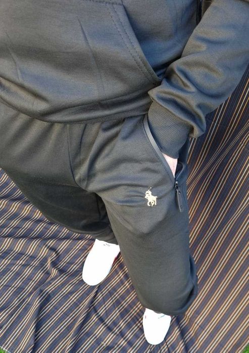 Fato de treino nova estação todo bordado