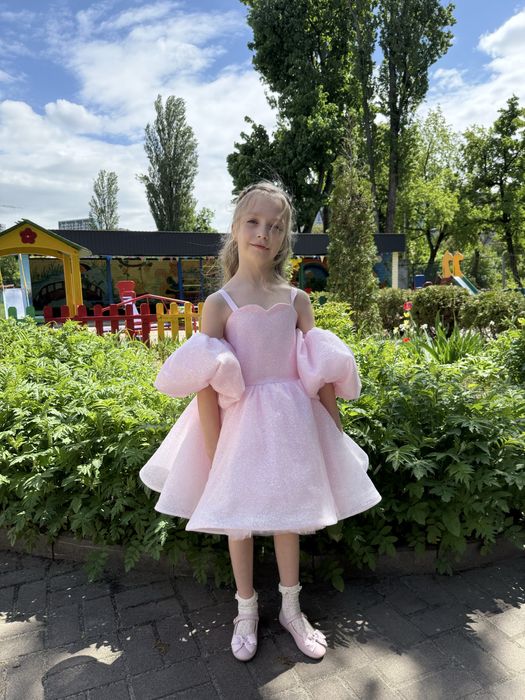 Святкова сукня дівчинці