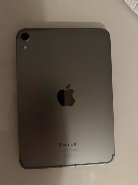 Ipad mini 7 wifi + cellular 128gb + smart folio