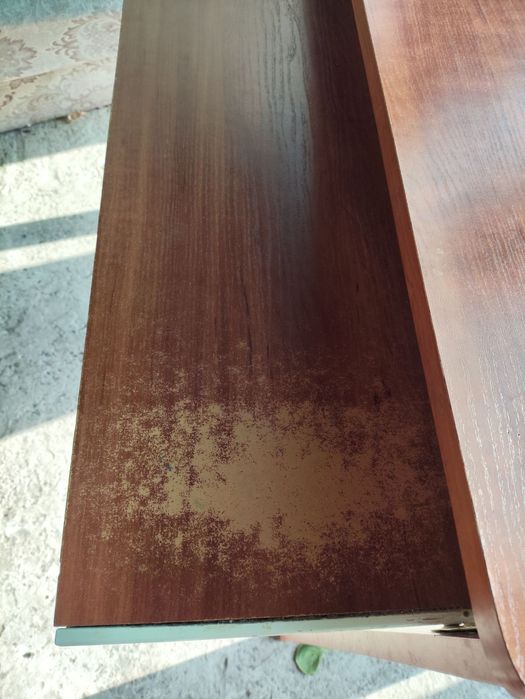 Стіл комп'ютерний