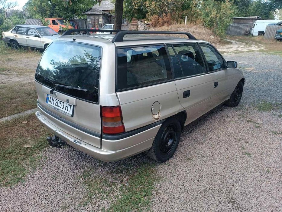 Opel astra h 1996р