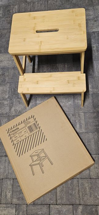 Taboret ze schodkiem stołek