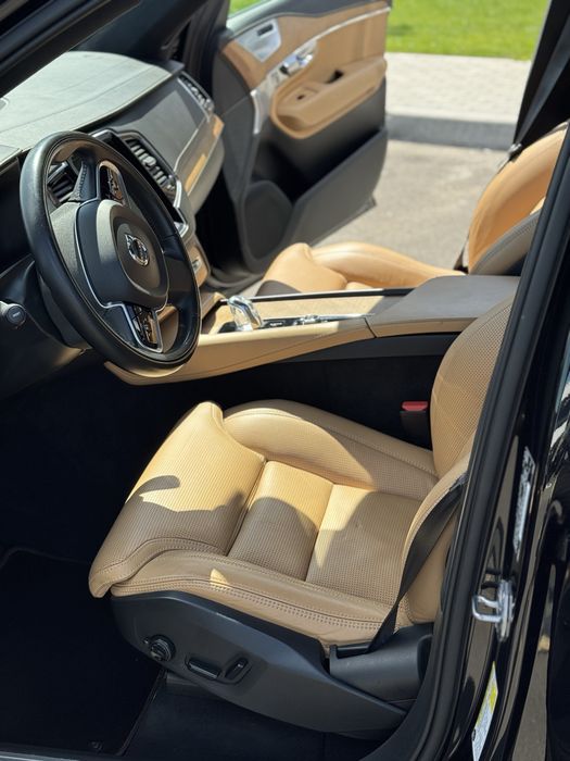 Volvo XC90 2.0 гібрид