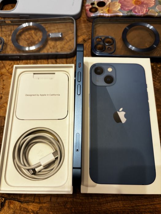 Iphone 13 128 gb cały zestaw