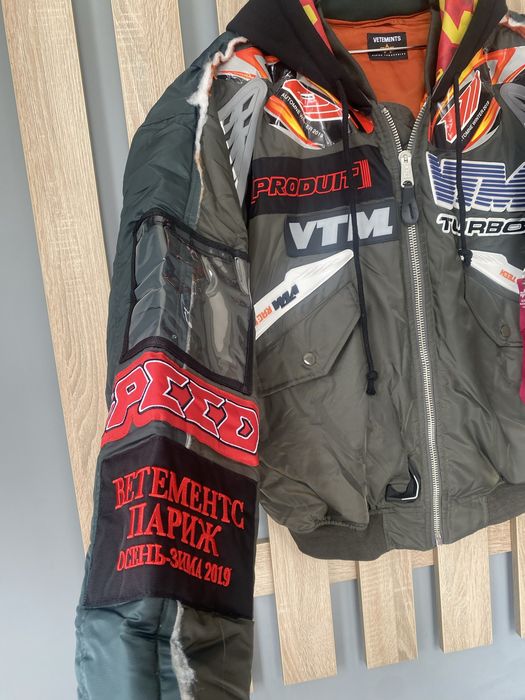 Vetements VTM Turbo Bomber: 7 999 грн. - Бомбери Черкаси на Olx