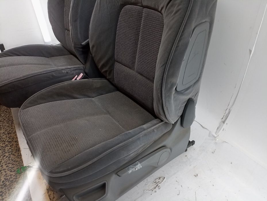 Conjunto de bancos - PEUGEOT 407 SW (6E_) | 04 - 11