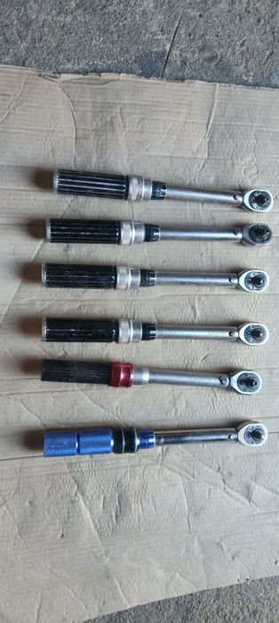 Динамометричний ключ 1/4 5-20 NM з кейсом