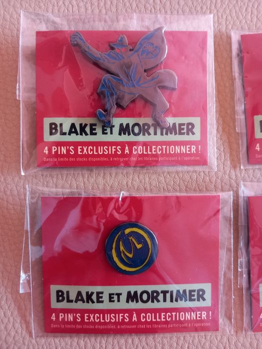 Coleção completa pins Blake e Mortimer
