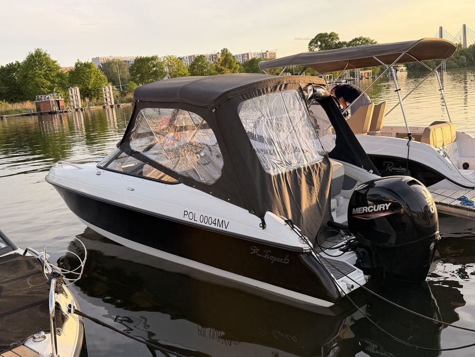 jacht motorowy ST TROPEZ 6 – 2021 r. – Mercury 150 KM