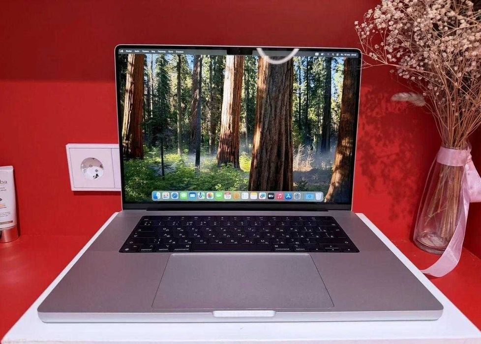 MacBook Pro 16 M4 Pro/24 GB/512 SSD/Silver