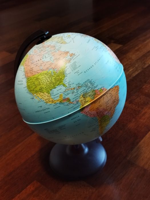 Globo Terrestre: Planeta Terra