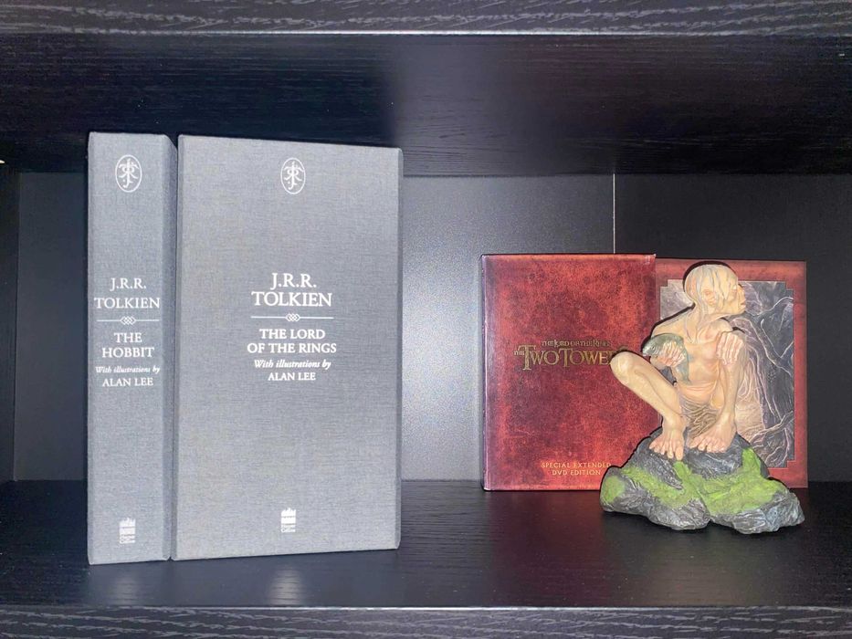 The Lord of the Rings+ the Hobbit (Deluxe Illustrated Boxed Set)