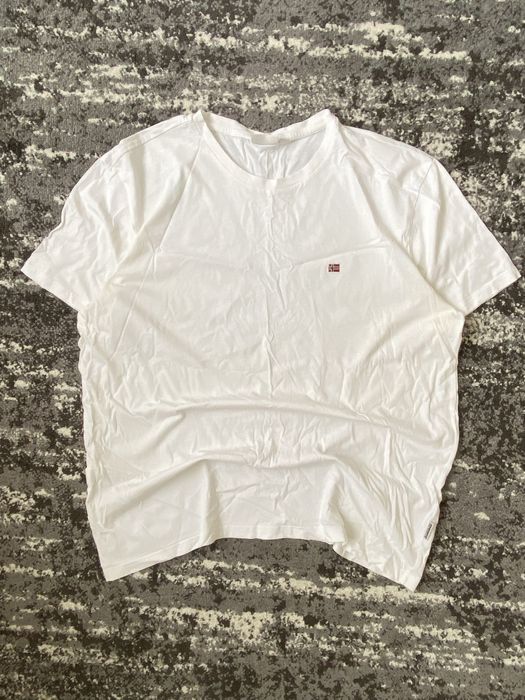 Футболки літні багато в наявності Supreme Lacoste adidas Nike Vans Napapjiri