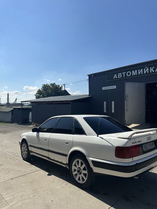 Продам Авді 2.0 бинзин