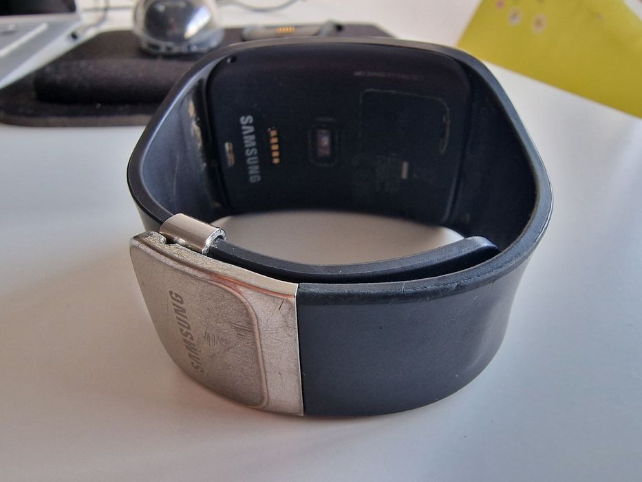 Samsung Gear S R750 3g ecrã fica a piscar