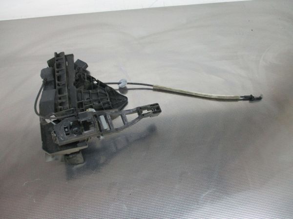 Fechadura / fecho porta frente esquerdo FORD Focus II (DA_)