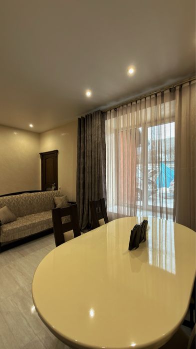 2-х кімнатна, Старе місто (з ремонтом, меблями, технікою)