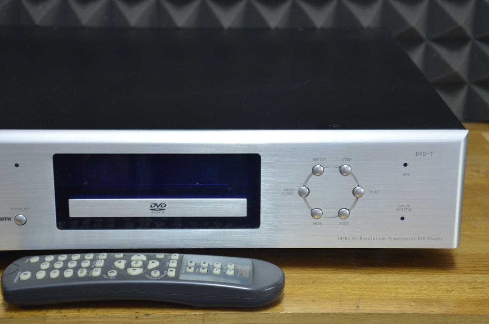 Odtwarzacz CD / DVD CARY AUDIO DESIGN DVD 7 / XLR / 16 KG!