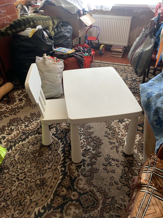 Комплект дитячих меблів столик та стільчик Ikea Mammut