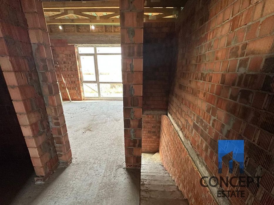 Продам таунхаус в Золотых ключах