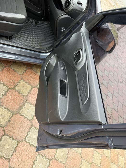 Продам Hyundai  i 10  АВТОМАТ