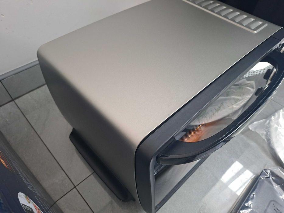 Mini piekarnik De'Longhi Sfornatutto 14 l