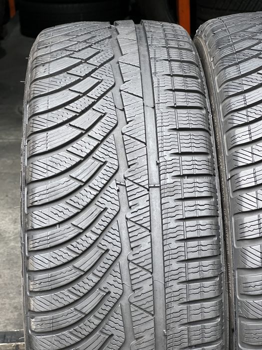 Шины зимние 2шт 225/45/R18 Michelin Pilot Alpin4